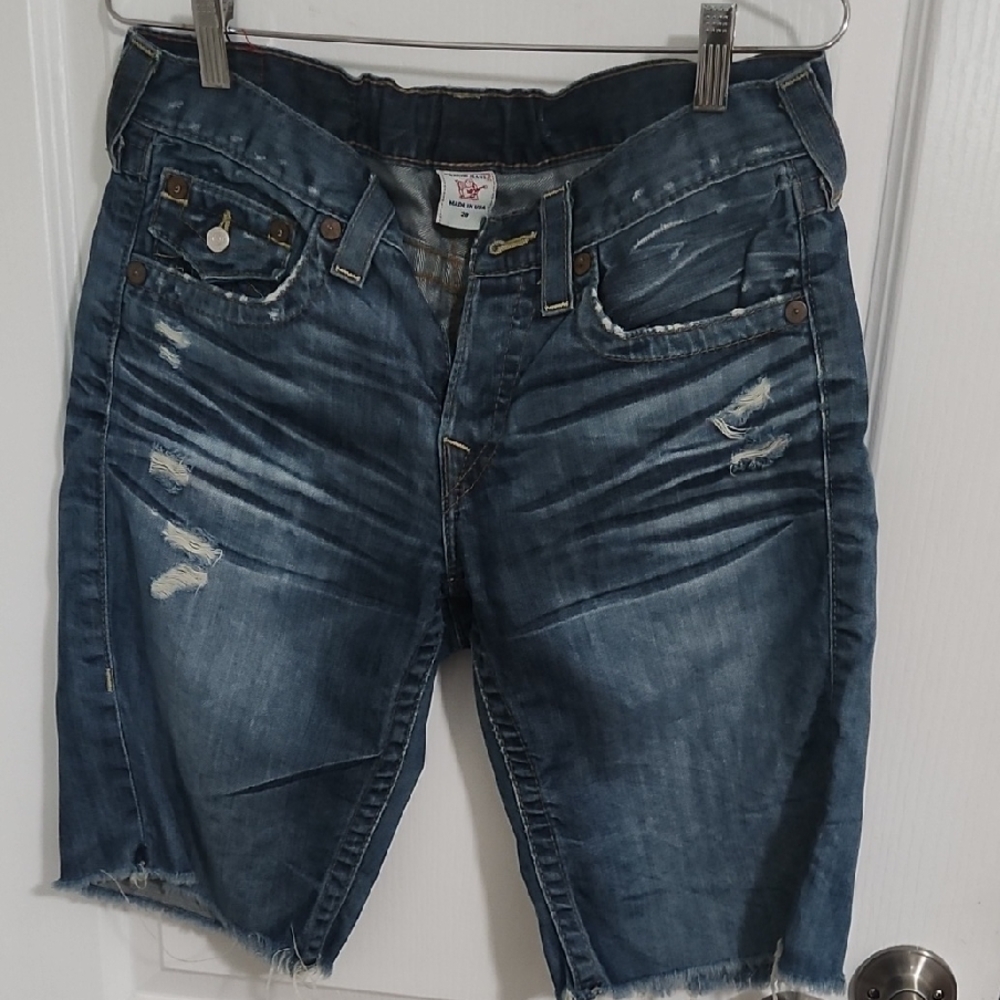 True Religion Distressed Blue Denim Shorts. Size 28